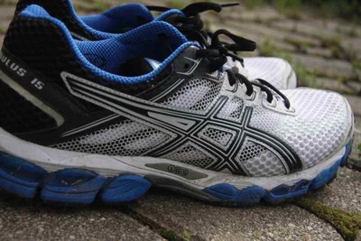 asics gel cumulus 15 marron